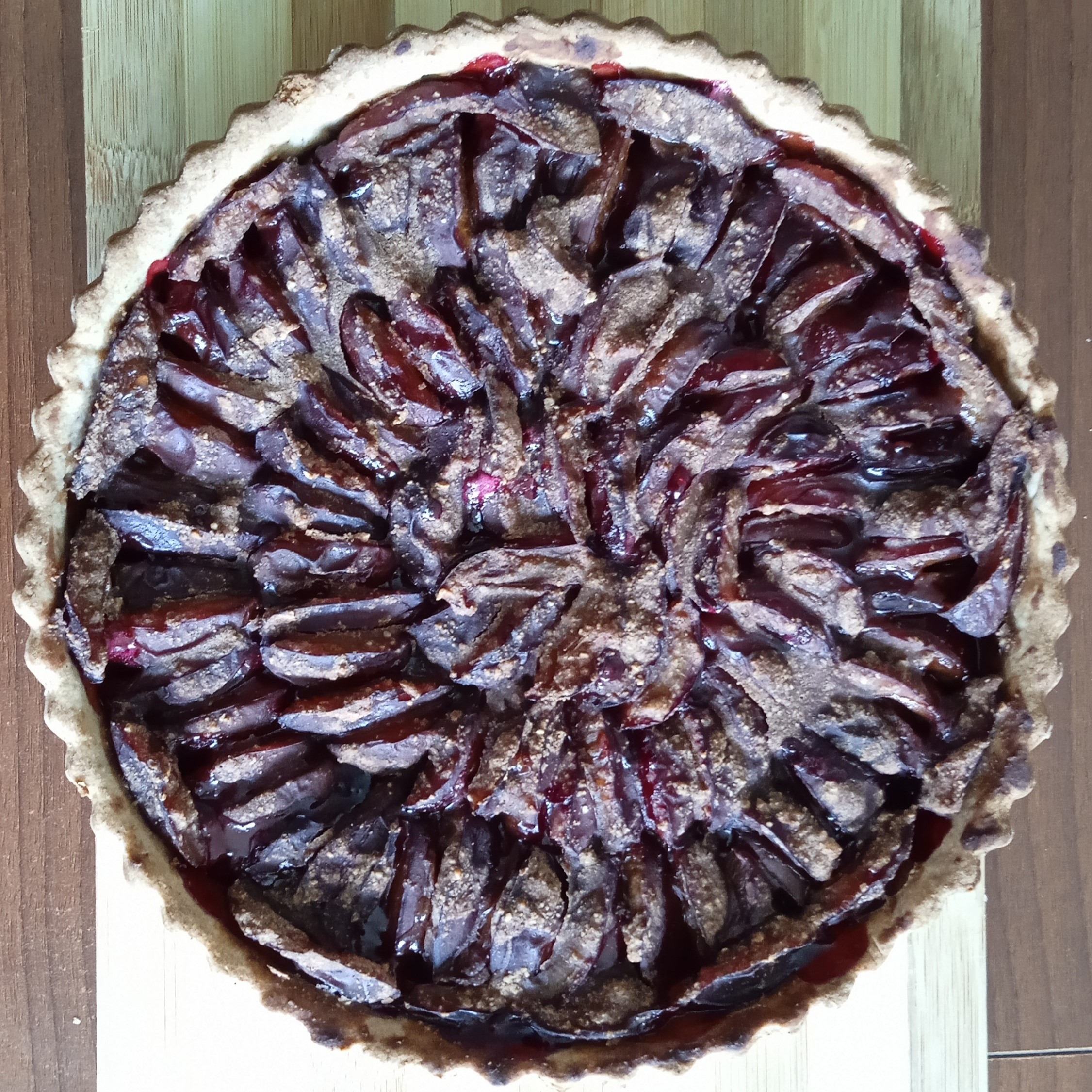 Plum pie